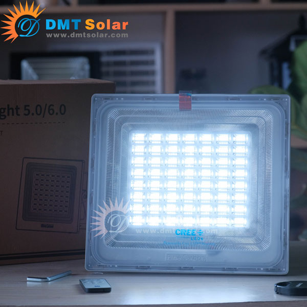 Đèn pha năng lượng mặt trời Blue Carbon 500W BCT-WW6.0 (Sao chép) 2 den pha nang luong mat troi 500w cao cap h3